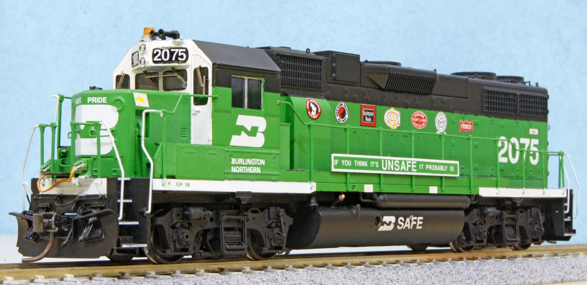 GP38 from Athearn GP38-2 undec